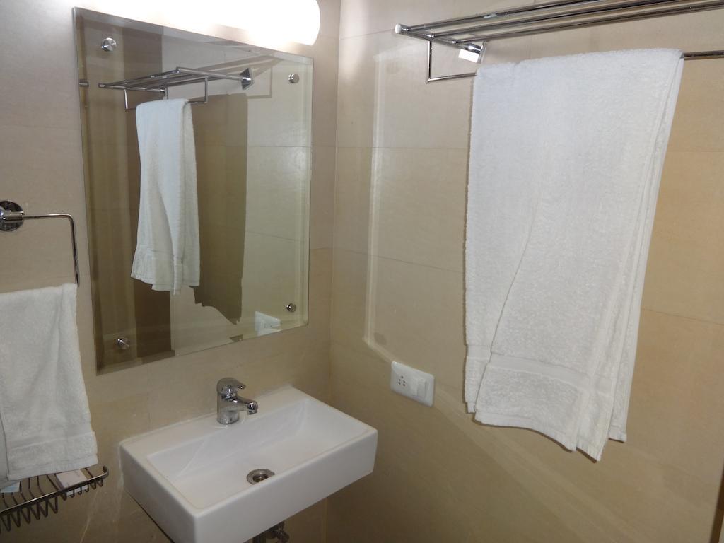 Hotel Grace ニューデリー 部屋 写真