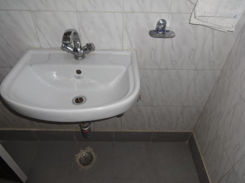 Hotel Grace ニューデリー 部屋 写真